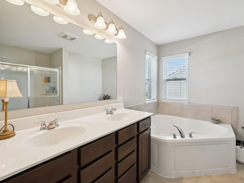 8648 Crooked Maple Drive, Blacklick, OH 43004 Photo 35