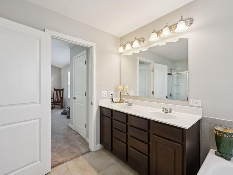 8648 Crooked Maple Drive, Blacklick, OH 43004 Photo 36