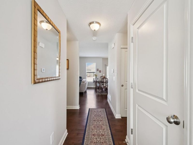 8648 Crooked Maple Drive, Blacklick, OH 43004 Photo 4