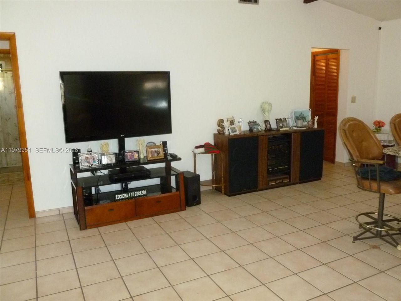 3261 NW 14th St , Miami, FL 33125 Photo