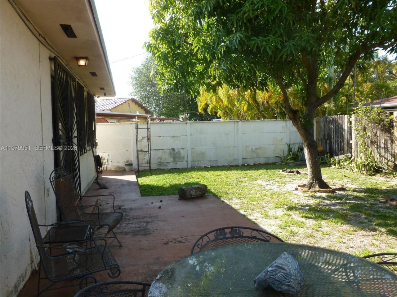 3261 NW 14th St , Miami, FL 33125 Photo