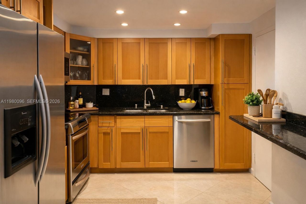 300 Bayview Dr, Unit 1107, Sunny Isles Beach, FL 33160 Photo