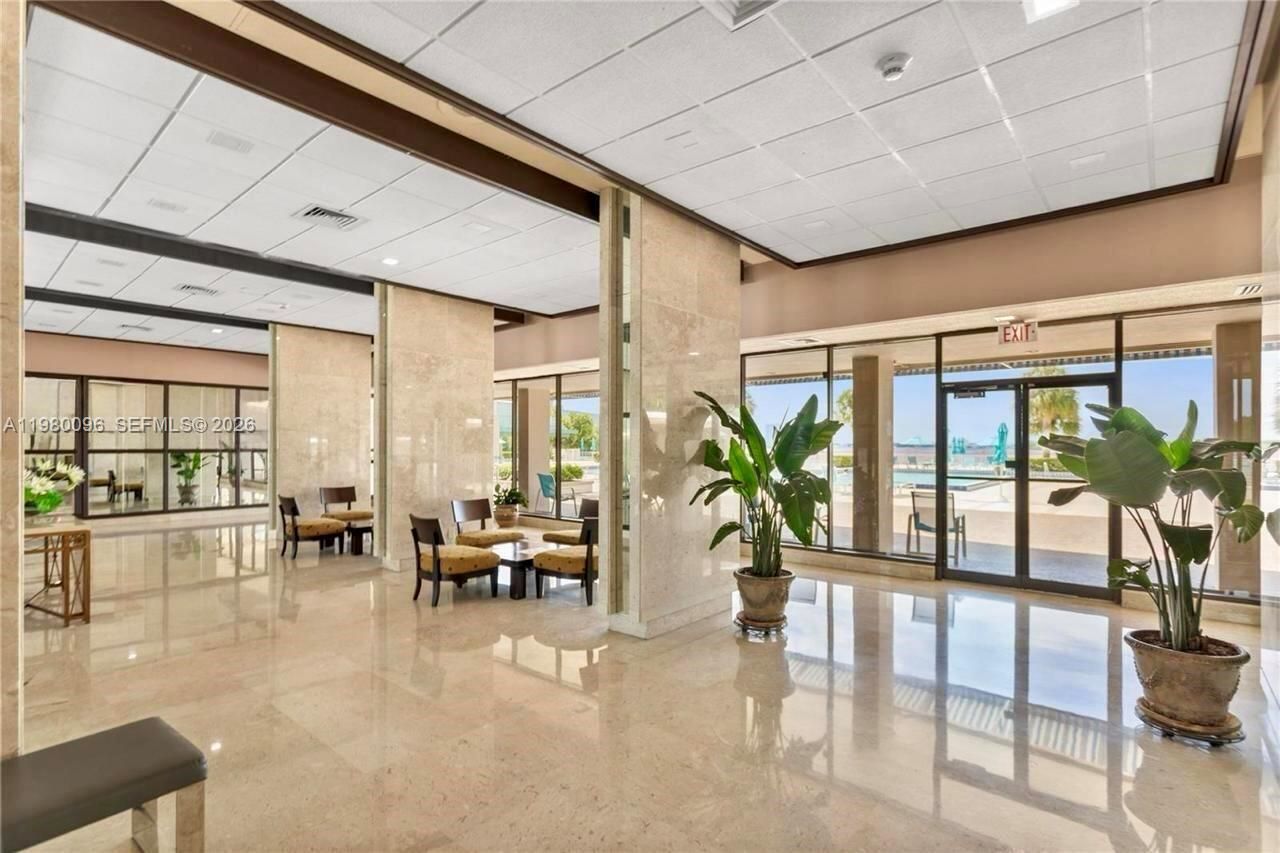 300 Bayview Dr, Unit 1107, Sunny Isles Beach, FL 33160 Photo
