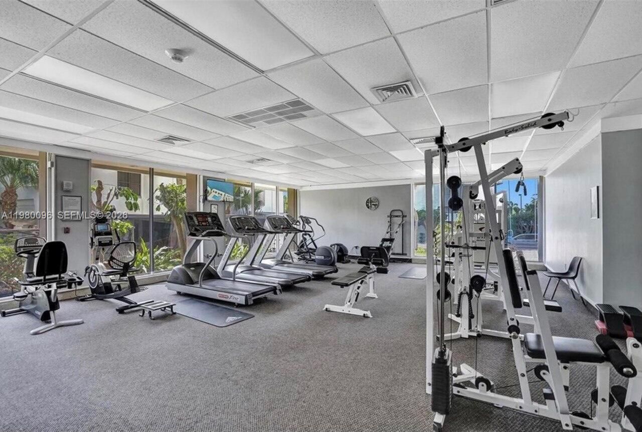 300 Bayview Dr, Unit 1107, Sunny Isles Beach, FL 33160 Photo