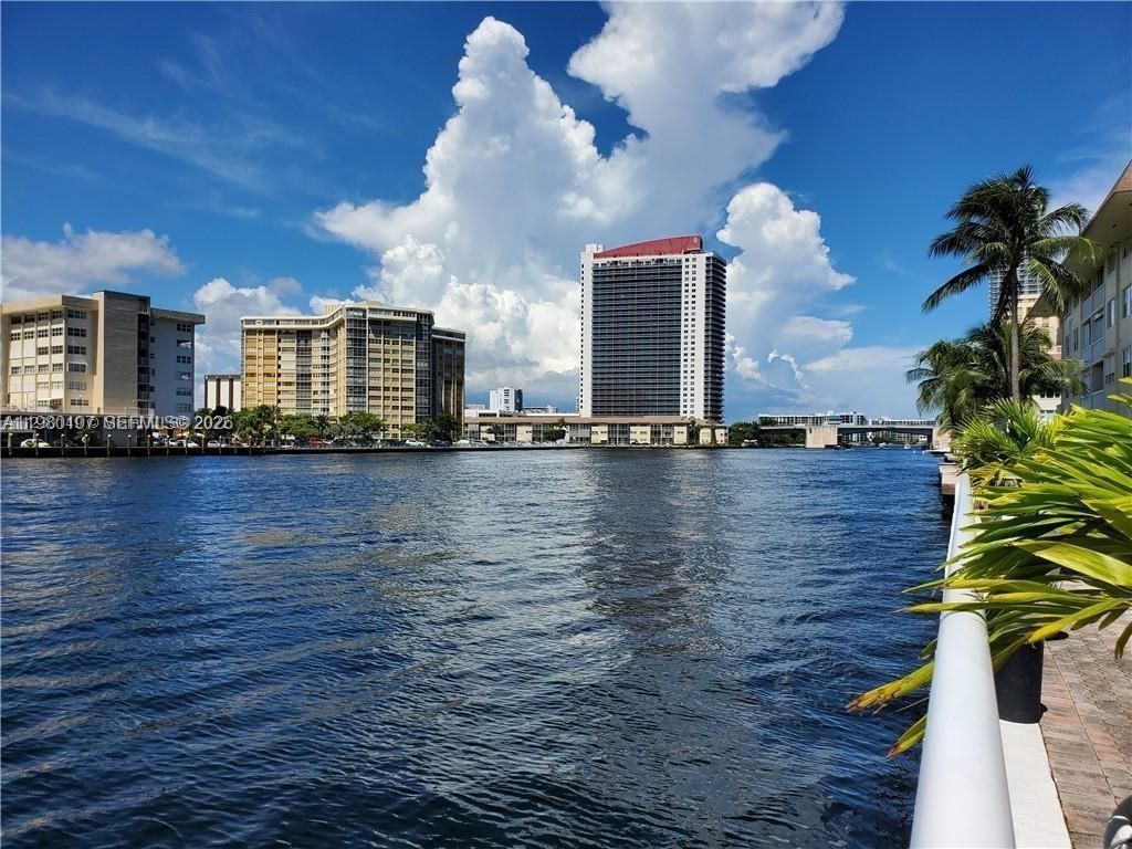 1913 S Ocean Dr , Unit 316, Hallandale Beach, FL 33009 Photo