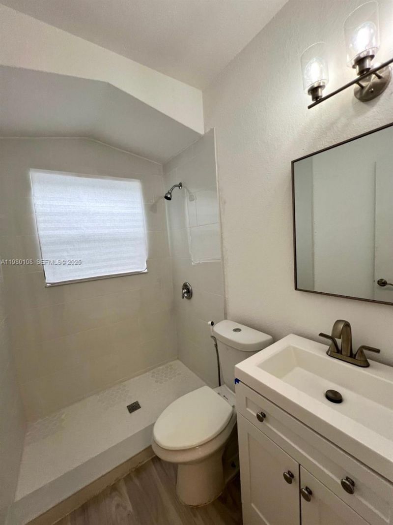 1900 Calais Dr, Unit 1904, Miami Beach, FL 33141 Photo
