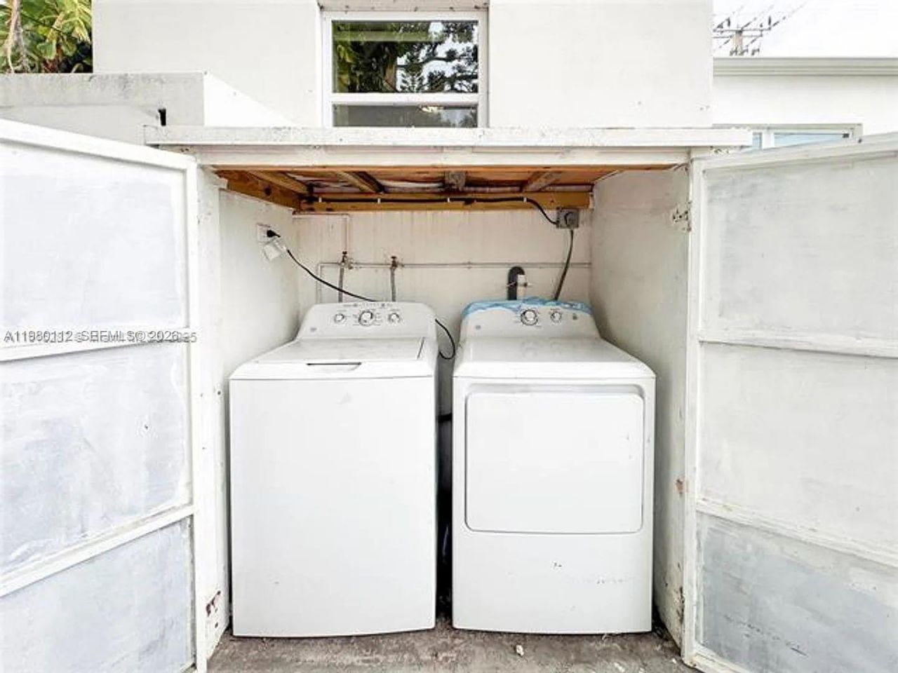 968 NE 80th St, Unit A, Miami, FL 33138 Photo