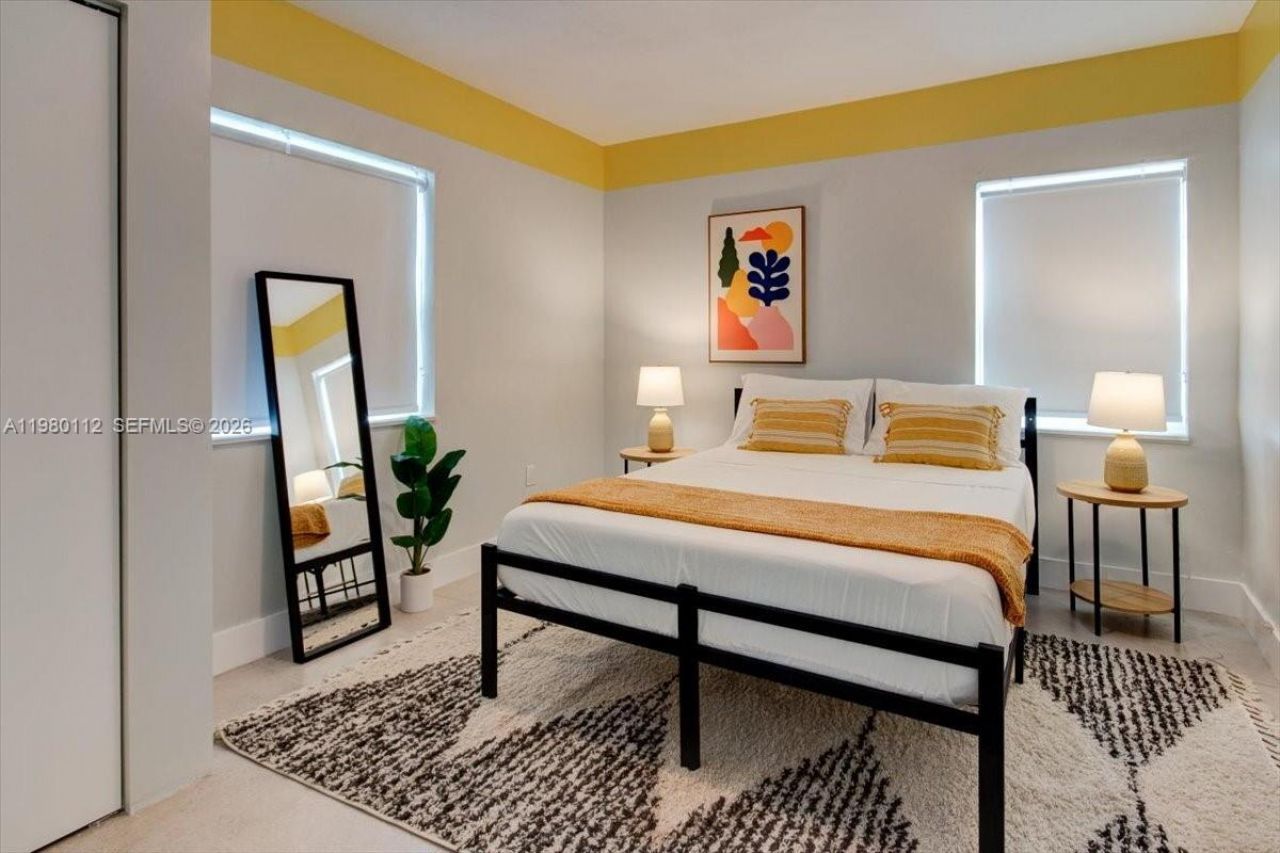 968 NE 80th St, Unit A, Miami, FL 33138 Photo