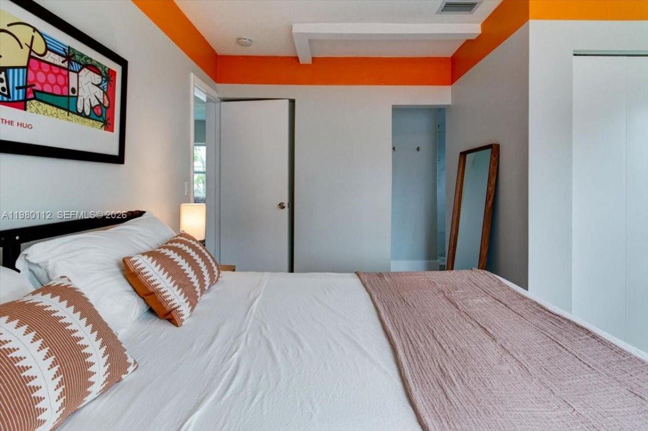 968 NE 80th St, Unit A, Miami, FL 33138 Photo