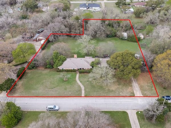 1007 Green Hills Road, Duncanville, TX 75137