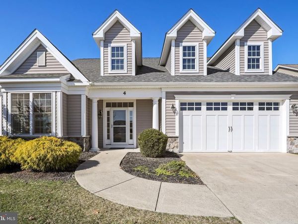 4 BEDFORD DRIVE, MEDFORD, NJ 08055