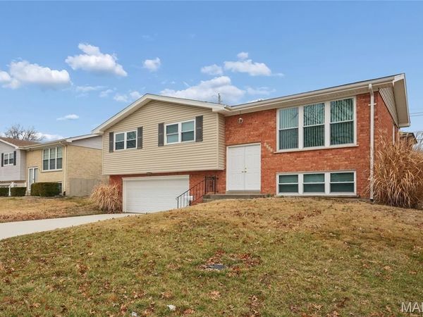 4635 Candace Drive , St Louis, MO 63123