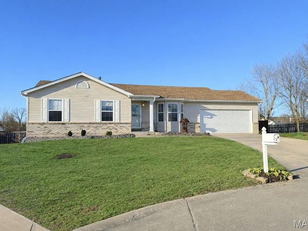 7 Bridle Spur Court, Wright City, MO 63390