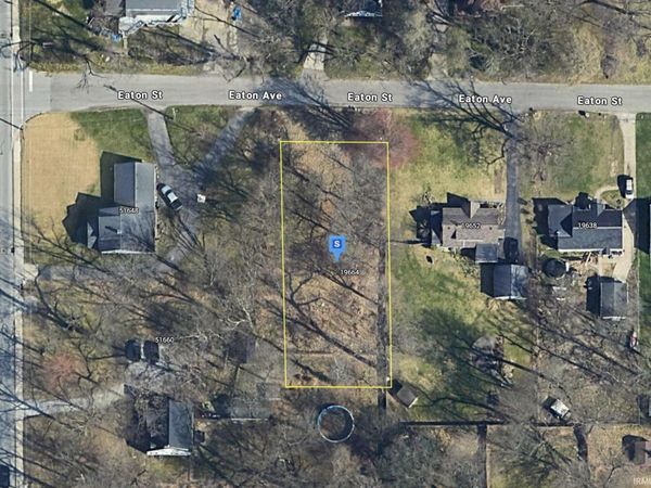 19664 Eaton Avenue, South Bend, IN 46637