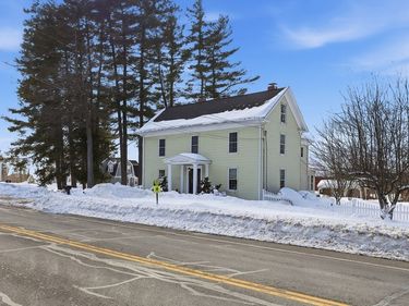 892 Main St, Lancaster, MA 01523