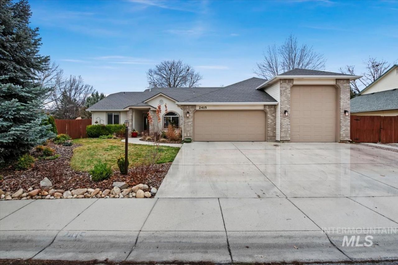 2415 S Georgetown Way, Boise, ID 83709 Main Photo