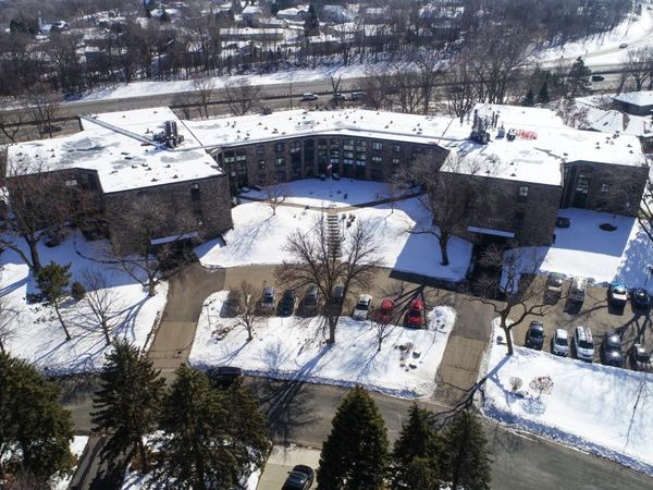 1850 Eagle Ridge Drive , Unit E205, Mendota Heights, MN 55118