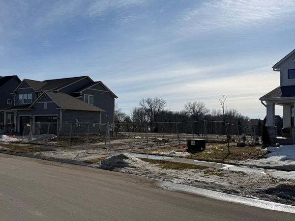 10131 Shadyview Lane N, Maple Grove, MN 55311