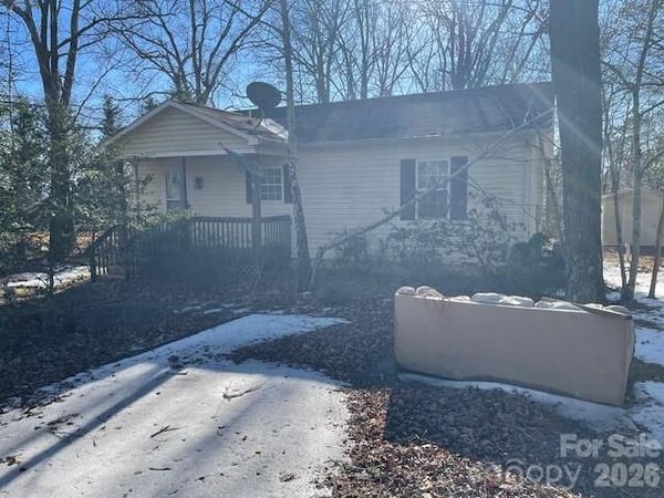 1143 Old NC 105 None , Nebo, NC 28761