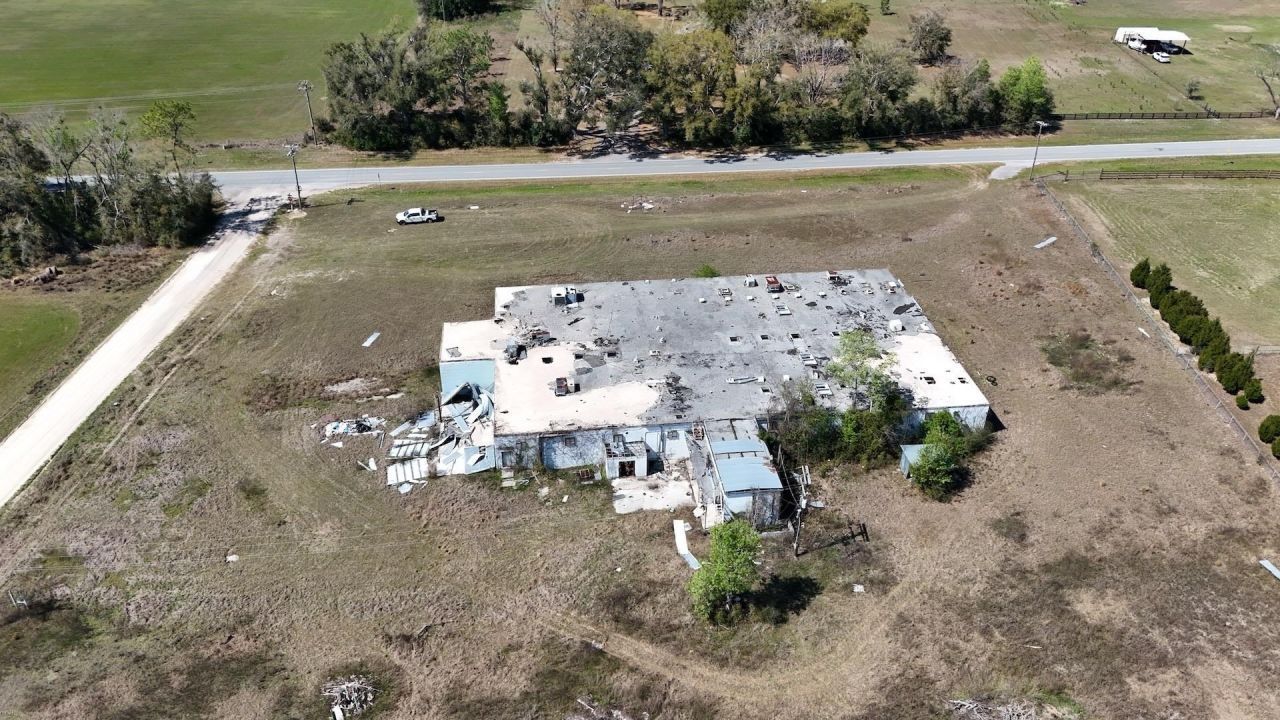 3809 SE Cr 255 , Lee, FL 32059 Photo