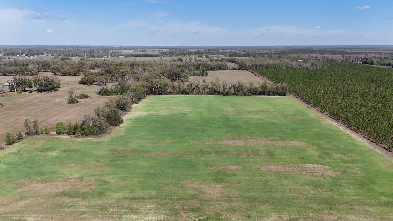 3809 SE Cr 255 , Lee, FL 32059 Photo