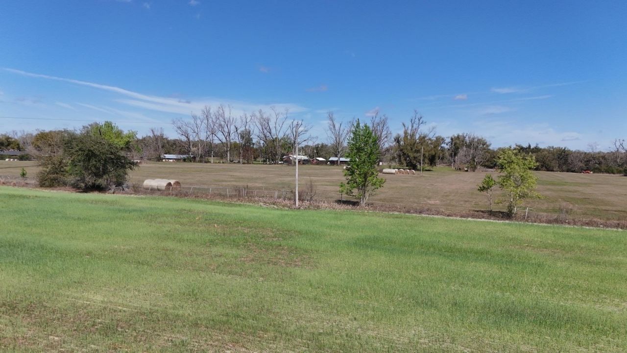 3809 SE Cr 255 , Lee, FL 32059 Photo