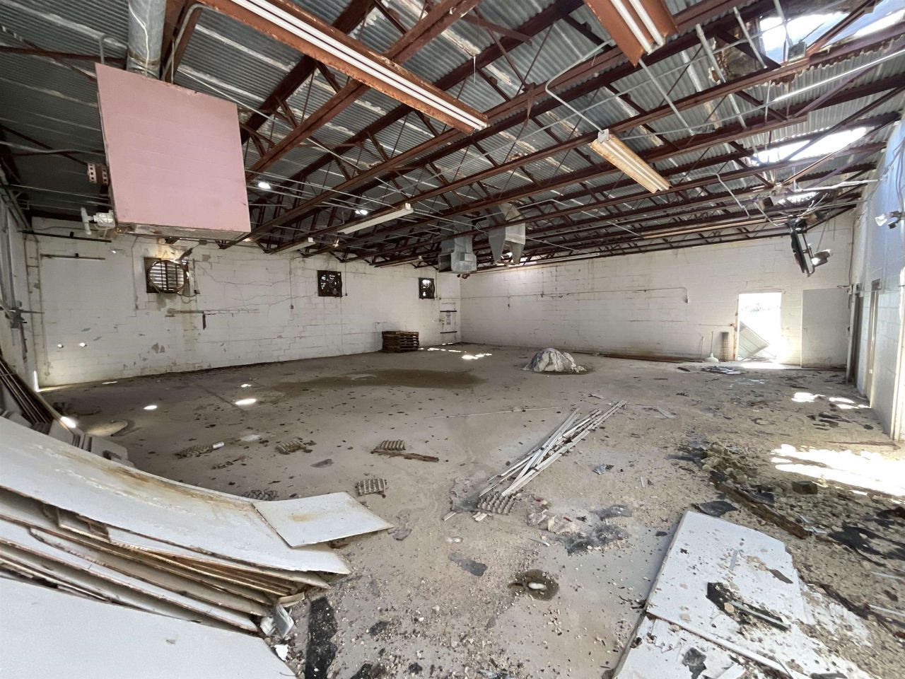 3809 SE Cr 255 , Lee, FL 32059 Photo