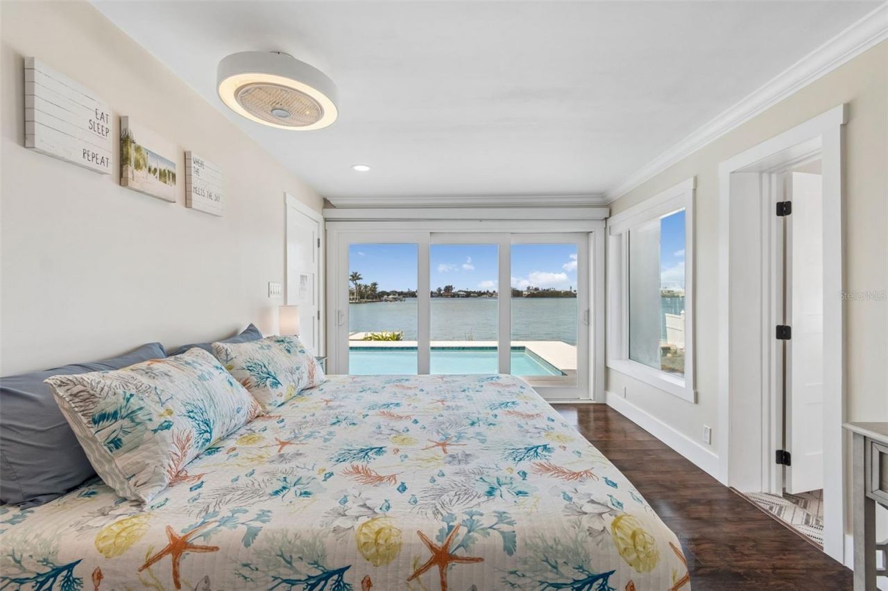 478 Harbor Drive N, Indian Rocks Beach, FL 33785 Photo