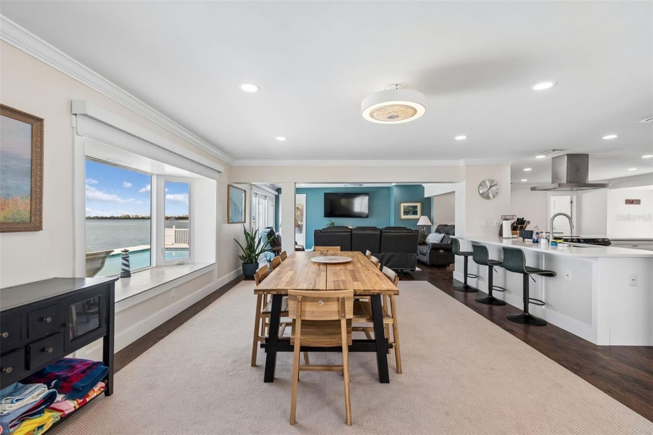 478 Harbor Drive N, Indian Rocks Beach, FL 33785 Photo