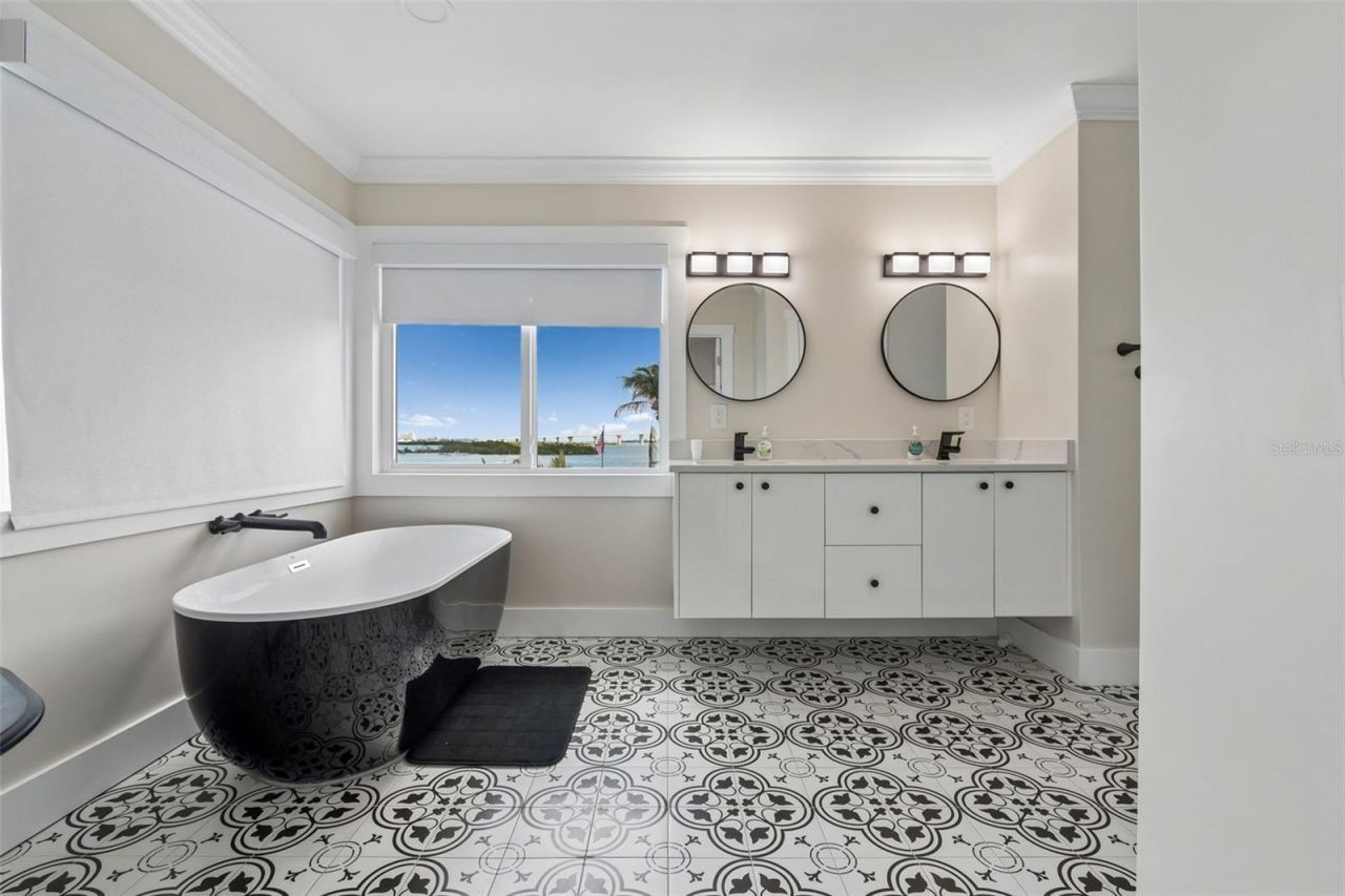 478 Harbor Drive N, Indian Rocks Beach, FL 33785 Photo