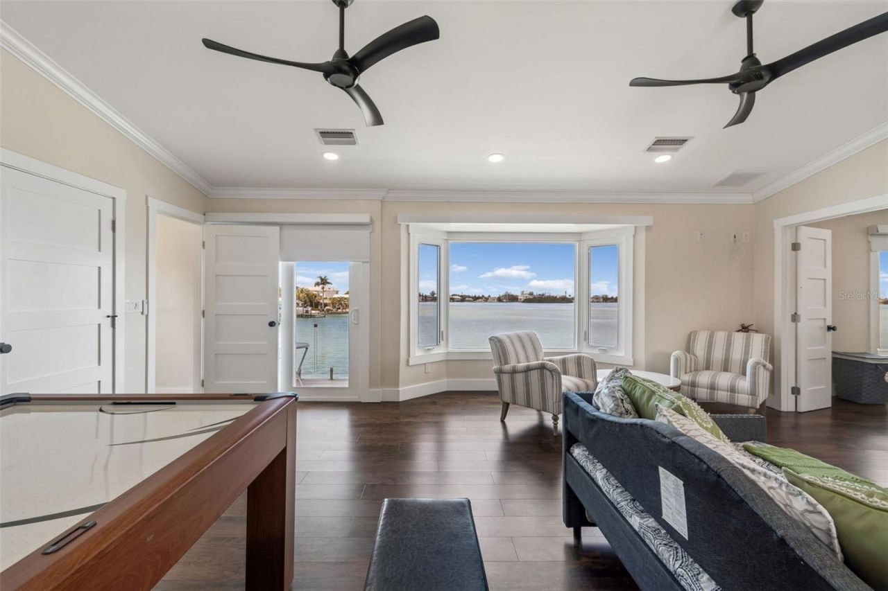 478 Harbor Drive N, Indian Rocks Beach, FL 33785 Photo