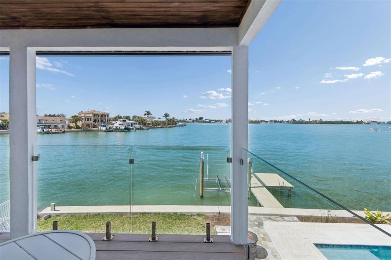 478 Harbor Drive N, Indian Rocks Beach, FL 33785 Photo