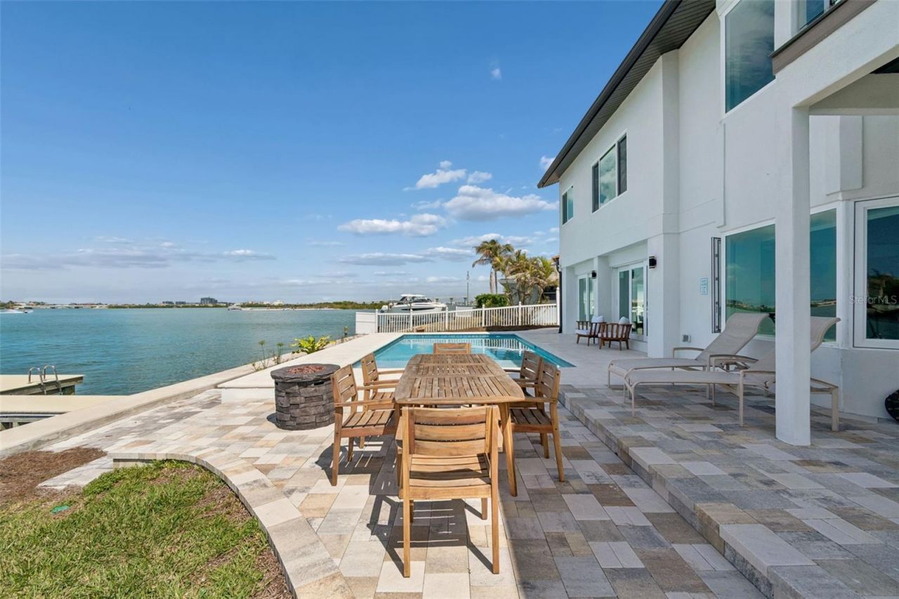 478 Harbor Drive N, Indian Rocks Beach, FL 33785 Photo