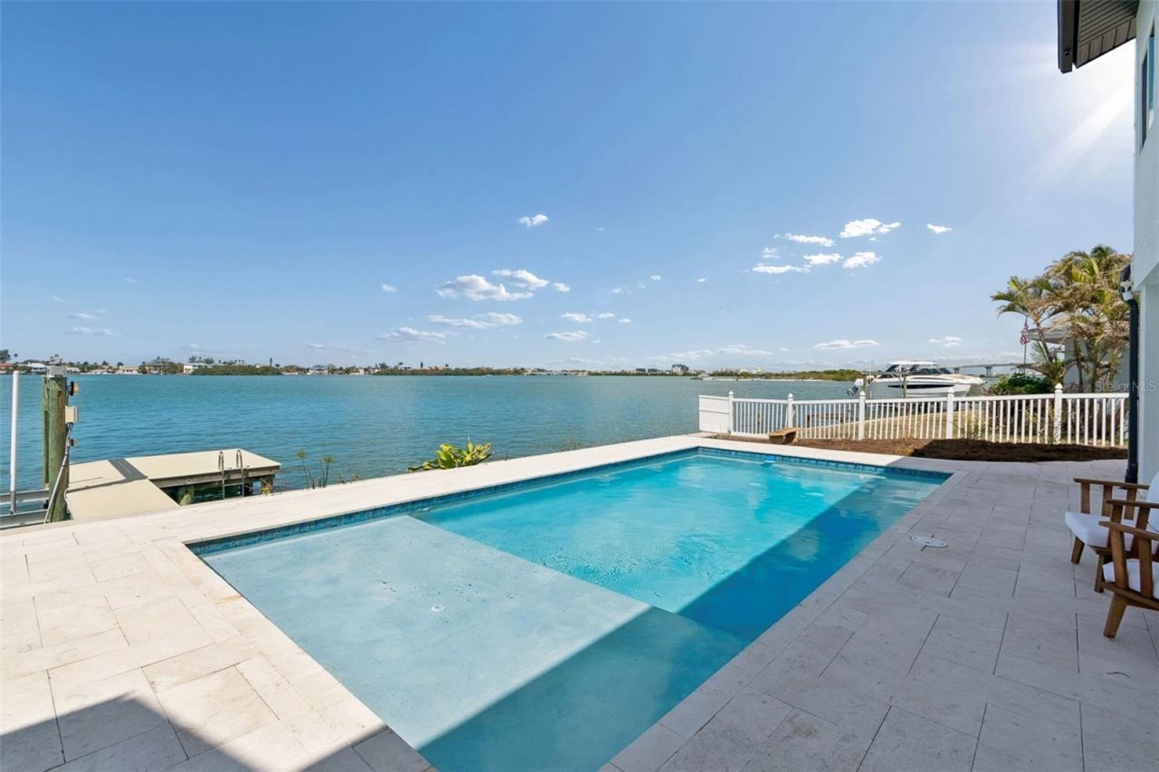 478 Harbor Drive N, Indian Rocks Beach, FL 33785 Photo