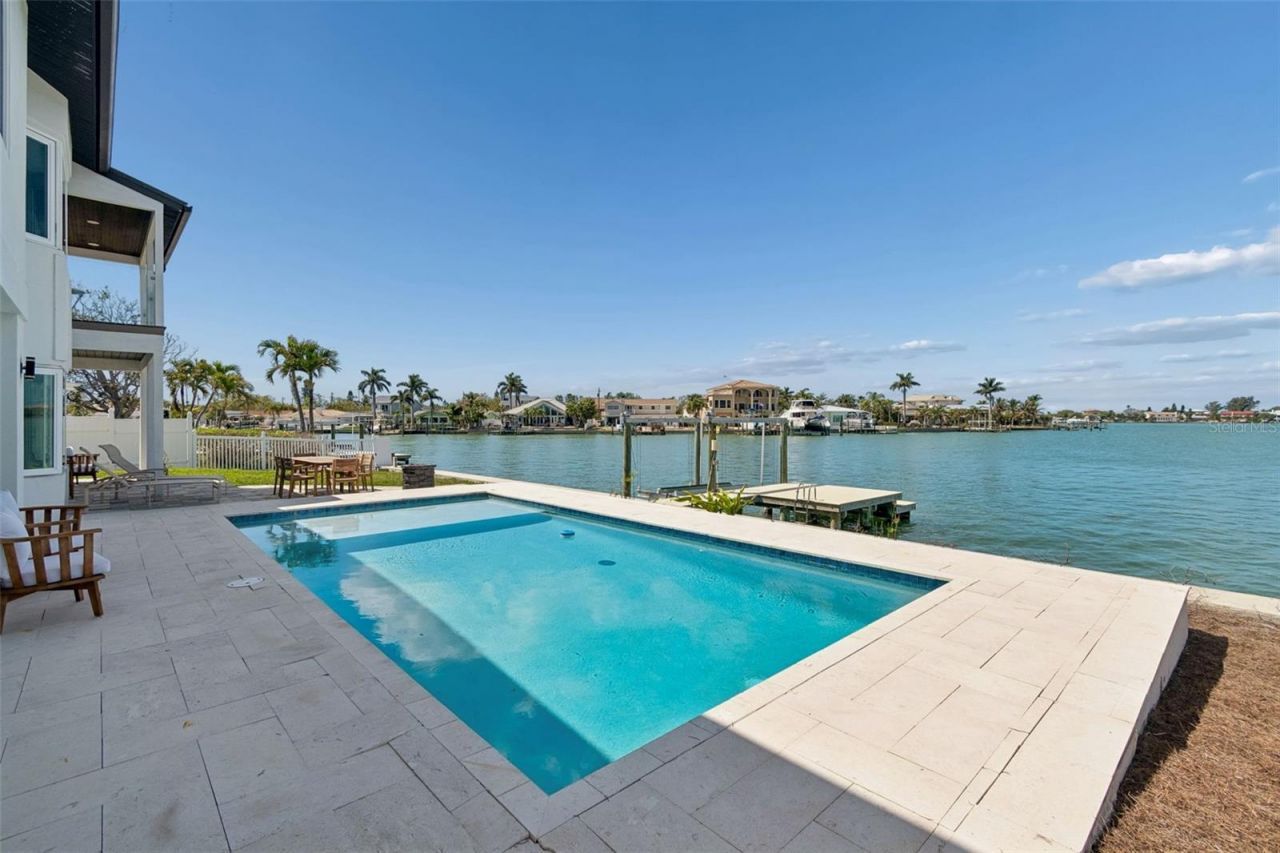 478 Harbor Drive N, Indian Rocks Beach, FL 33785 Photo