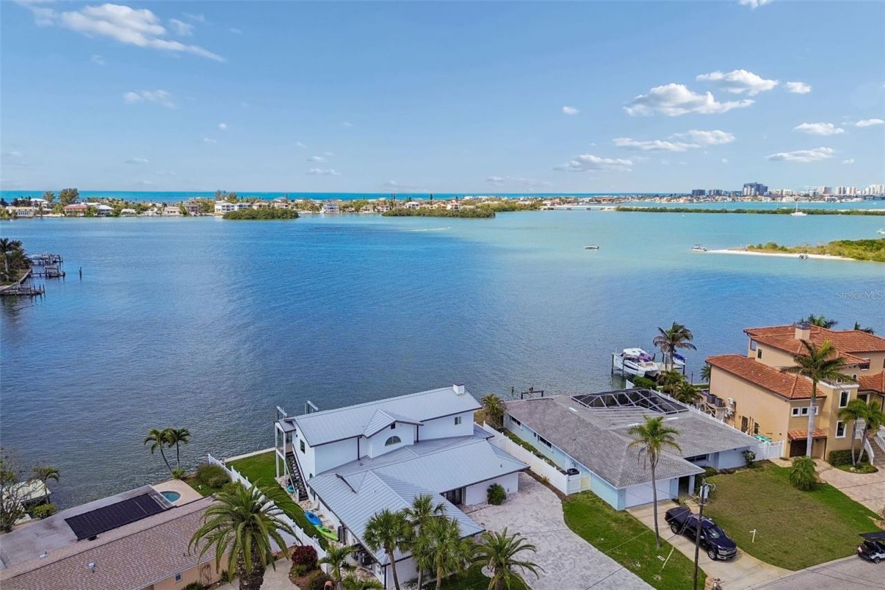 478 Harbor Drive N, Indian Rocks Beach, FL 33785 Photo