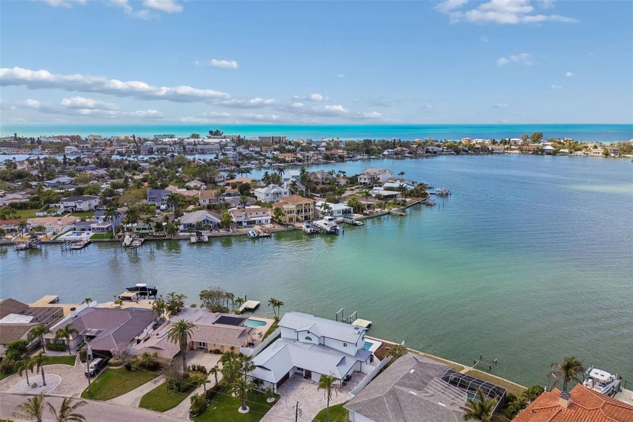 478 Harbor Drive N, Indian Rocks Beach, FL 33785 Photo