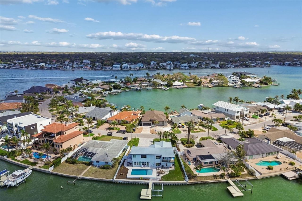 478 Harbor Drive N, Indian Rocks Beach, FL 33785 Photo