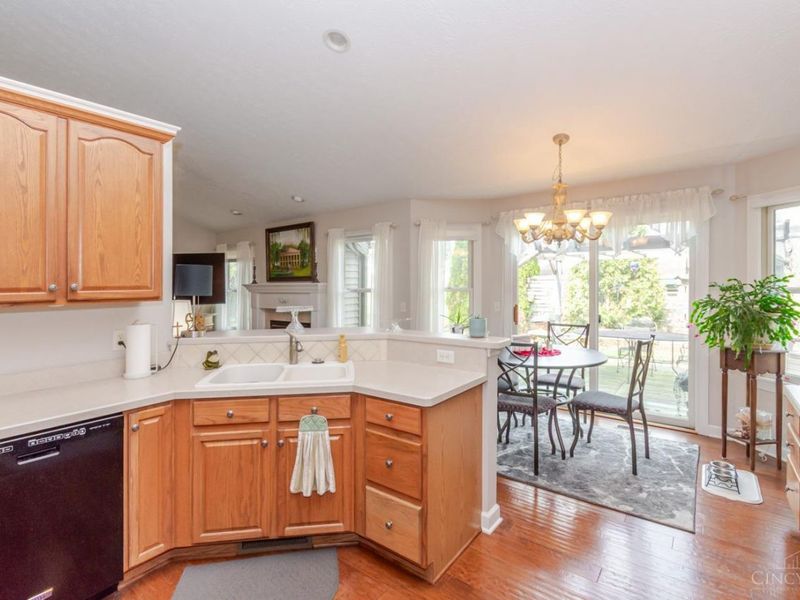 7335 Melinda Drive, Butler Twp, OH 45414 Photo 15