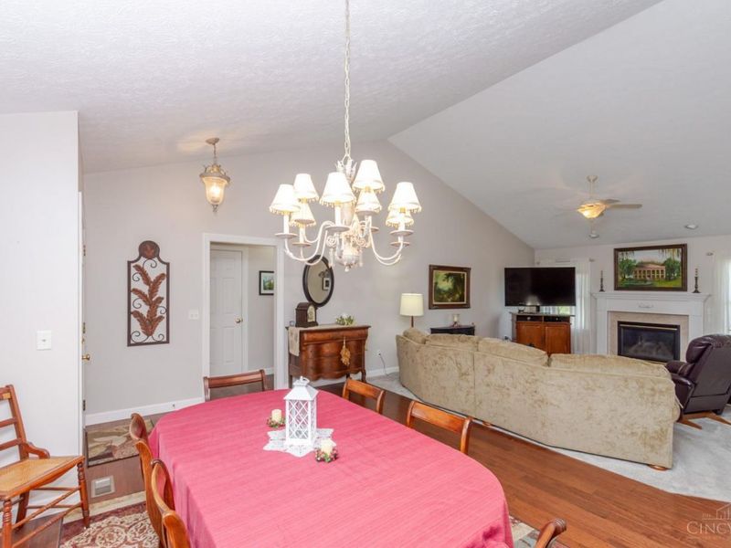 7335 Melinda Drive, Butler Twp, OH 45414 Photo 9