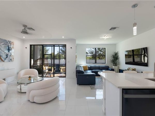 7510 Rockefeller DR , NAPLES, FL 34119