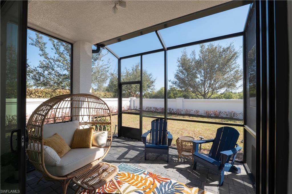 7510 Rockefeller Dr , Naples, FL 34119 Photo