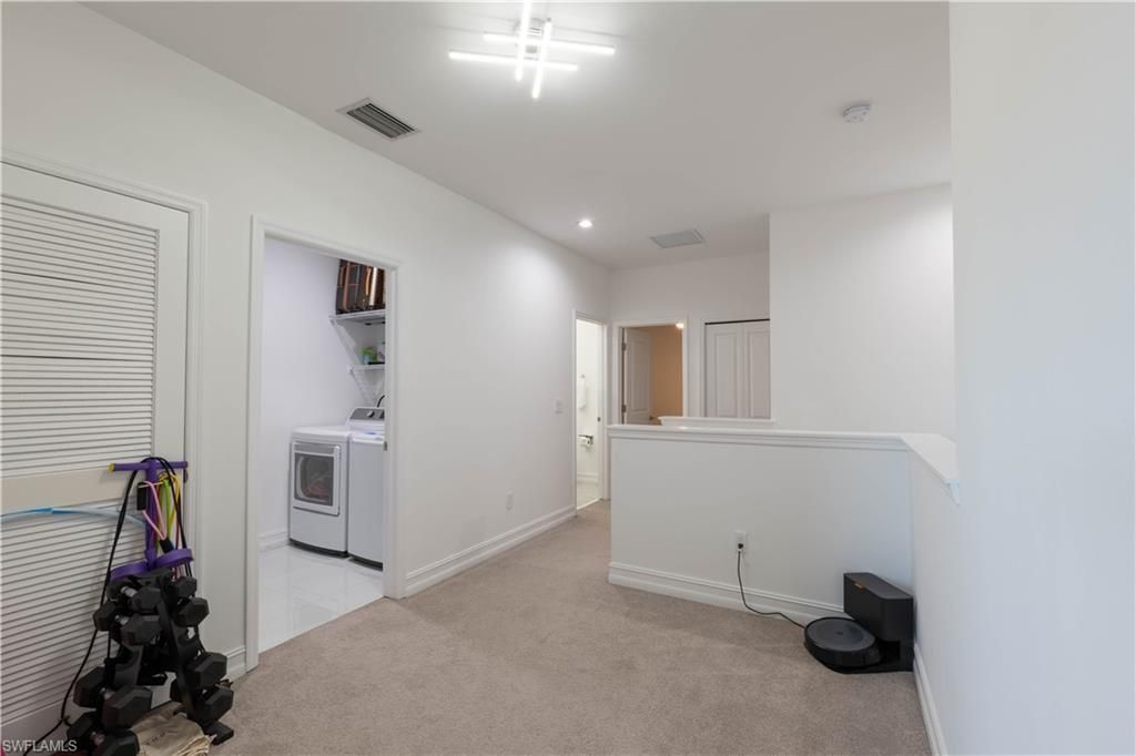 7510 Rockefeller Dr , Naples, FL 34119 Photo