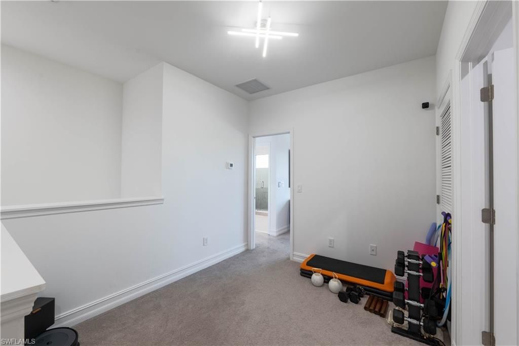 7510 Rockefeller Dr , Naples, FL 34119 Photo