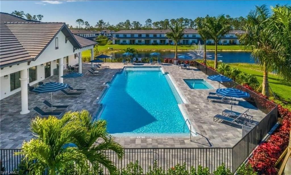 7510 Rockefeller Dr , Naples, FL 34119 Photo