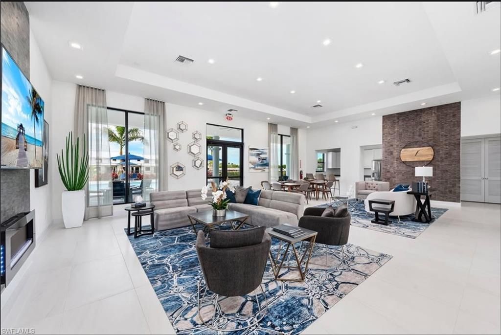 7510 Rockefeller Dr , Naples, FL 34119 Photo