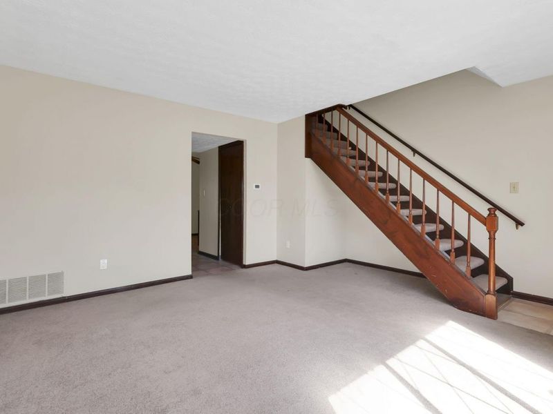 5562 Cartwright Lane, Unit 13, Columbus, OH 43231 Photo 14