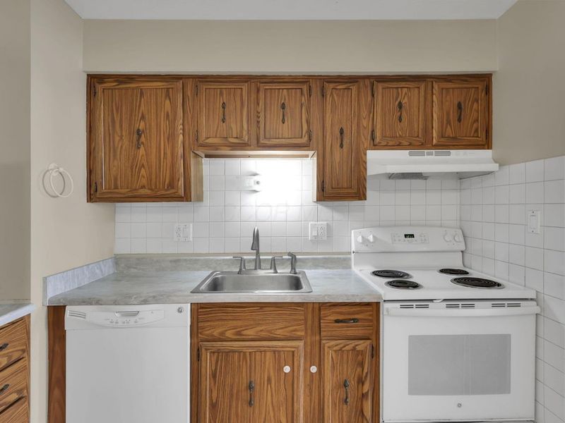 5562 Cartwright Lane, Unit 13, Columbus, OH 43231 Photo 21