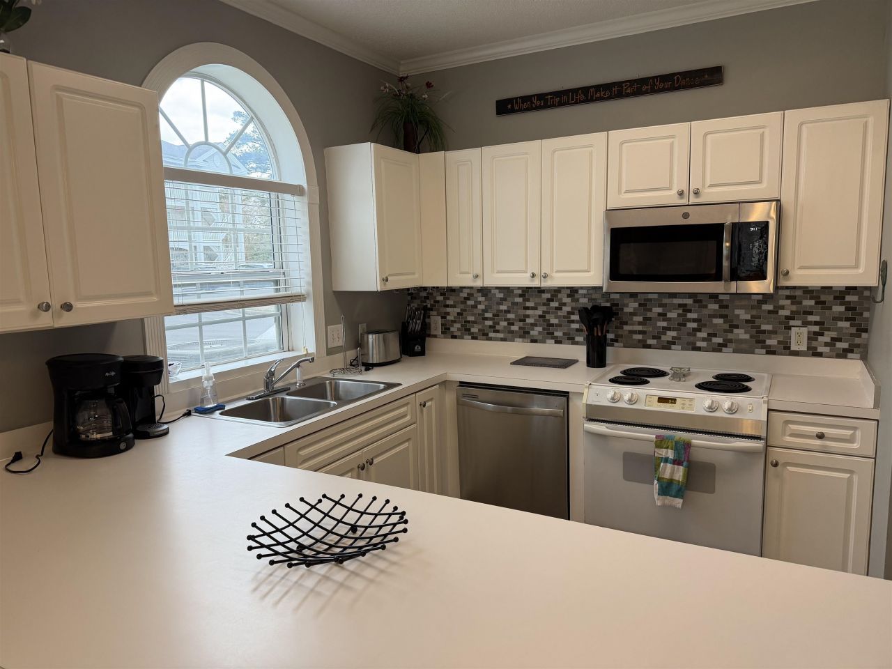 4785 Wild Iris Dr. Photo 6