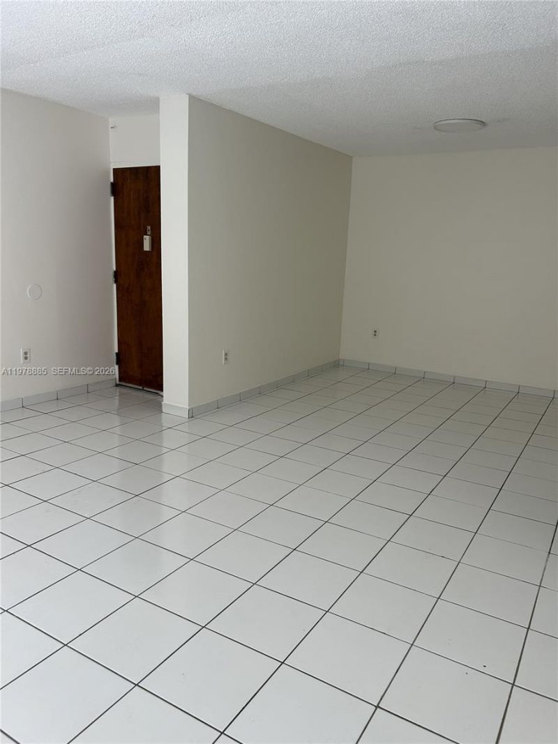 1673 Bay Rd , Unit 306, Miami Beach, FL 33139 Photo